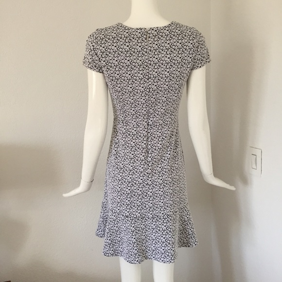 Michael Kors Floral Knit Jacquard Flounce Dress - Picture 6 of 8